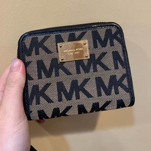 mini MK wallet